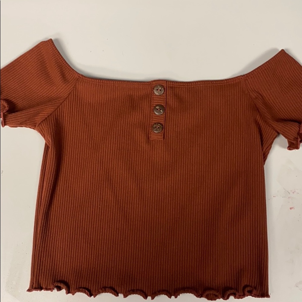 Off shoulder brown crop top
